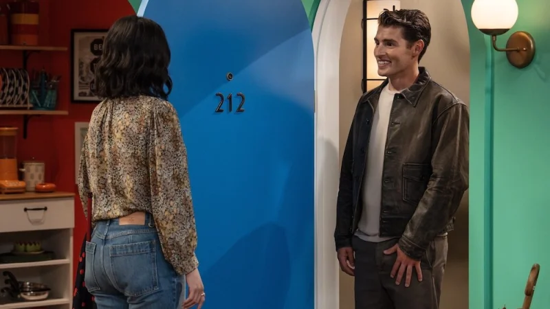 Gregg Sulkin returns as Mason Greyback for David Henrie finale