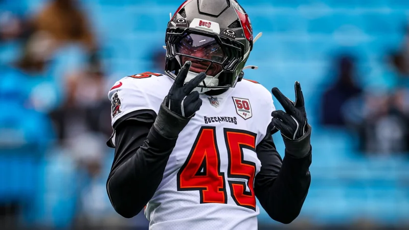 Deion Jones joins Saints after playing for all four NFC South teams