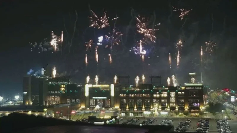 Family Night at Lambeau Field brings Packers Family Night into focus with limited live tackling