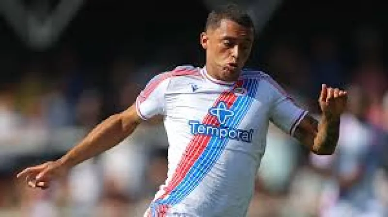 Brennan Johnson and Dwight McNeil swap talks emerge between Everton and Crystal Palace