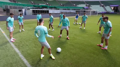 Barboza Returns for Palmeiras Vs Internacional as Gustavo Gómez Remains Out