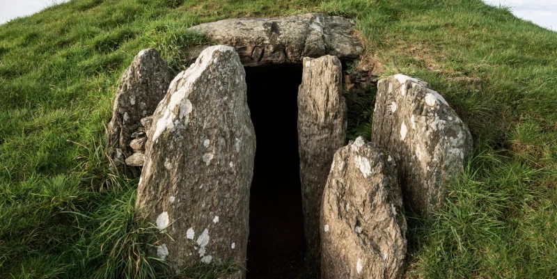Serafin Becerra Says Malaga Tomb Could Rank Among Andalusia's Most Monumental