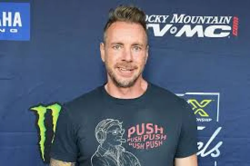 Dax Shepard draws a blurry line between child and partner on 51-minute Armchair Expert episode