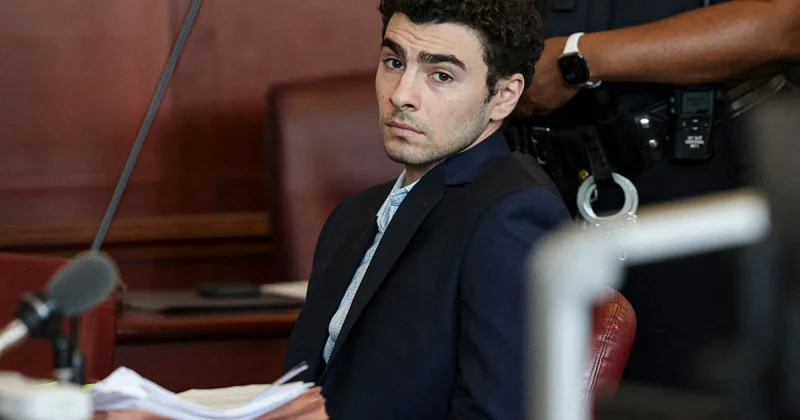 Luigi Mangione returns Tuesday before Sept. 8 jury selection