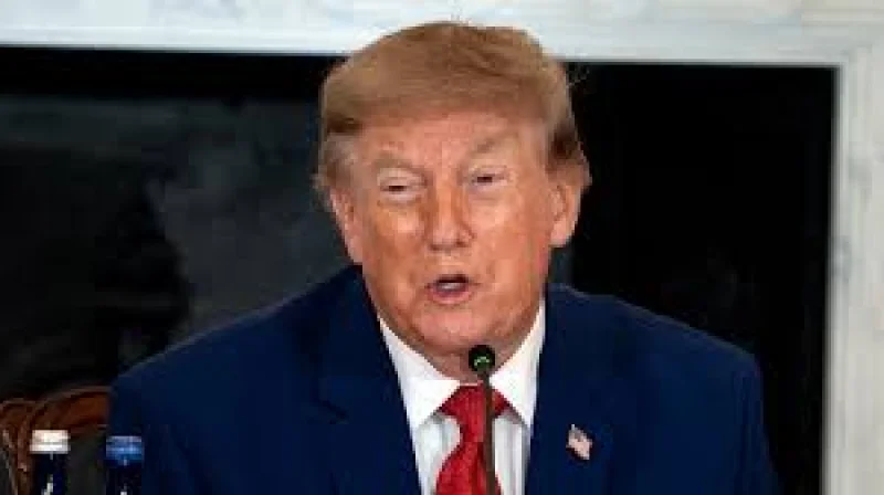 Donald Trump Extends Executive Privilege to Private Advisers