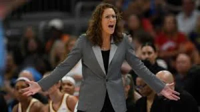 Stephanie White says criticism is a fabricated narrative after DiJonai Carrington-Sophie Cunningham foul — Wnba Fever