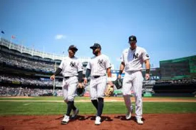 Mariners Open Three-Game Series in New York, and Mariners Vs Yankees Starts a Brutal Stretch