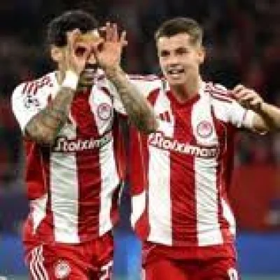 Bryan Linssen caught offside as Nec Vs Olympiacos begins with early live-match activity
