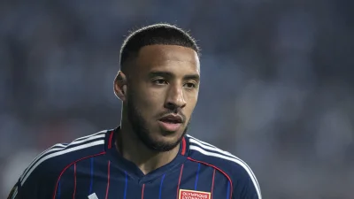 Tyler Morton and Lyon face an early test as Sparta Prague protect a 2-1 lead