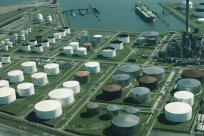 Rotterdam port explosion kills one, injures several in Netherlands