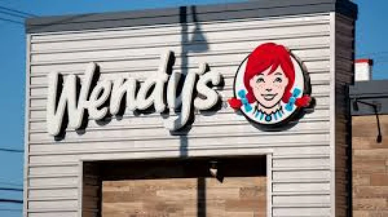 Nelson Peltz-linked bid lifts Wendy's nearly 16.5%