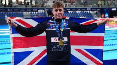 Filip Nowacki European Aquatics Championships: British teenager's 2:07.70 gold shows why fine margins matter