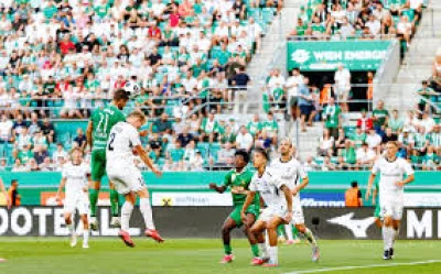 Rapid Vienna beat Paide Linnameeskond 2-0 to reach Benfica clash after 6-1 aggregate stroll