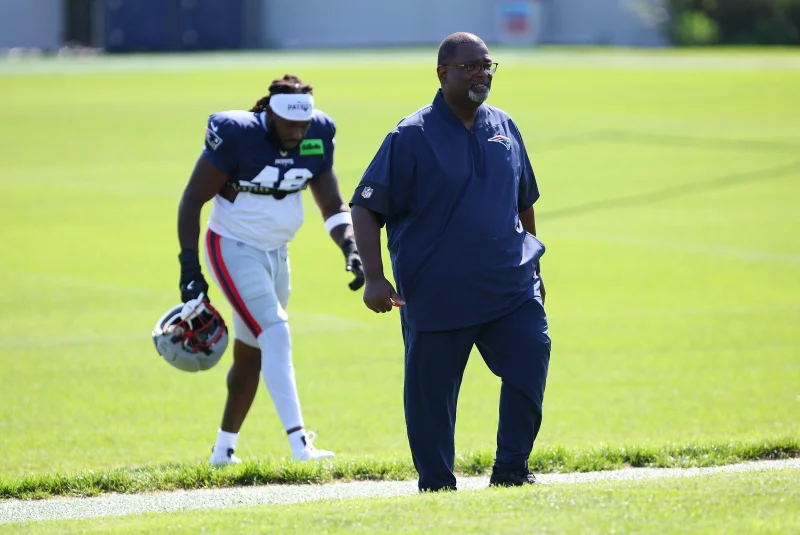 Terrell Williams takes control of the Patriots' front seven as Mike Vrabel makes the new power structure clear