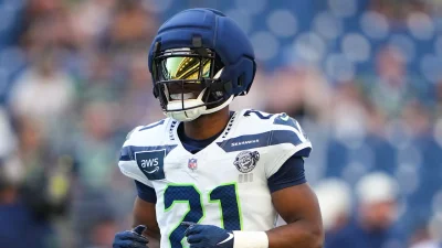 Devin Witherspoon practices through Seahawks contract talks