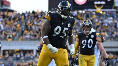Keeanu Benton lands four-year, $72 million extension as Steelers keep building in the trenches
