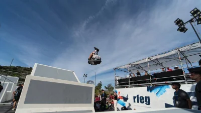 Simon Richman fija el Campeonato de España de Parkour en O Parrote