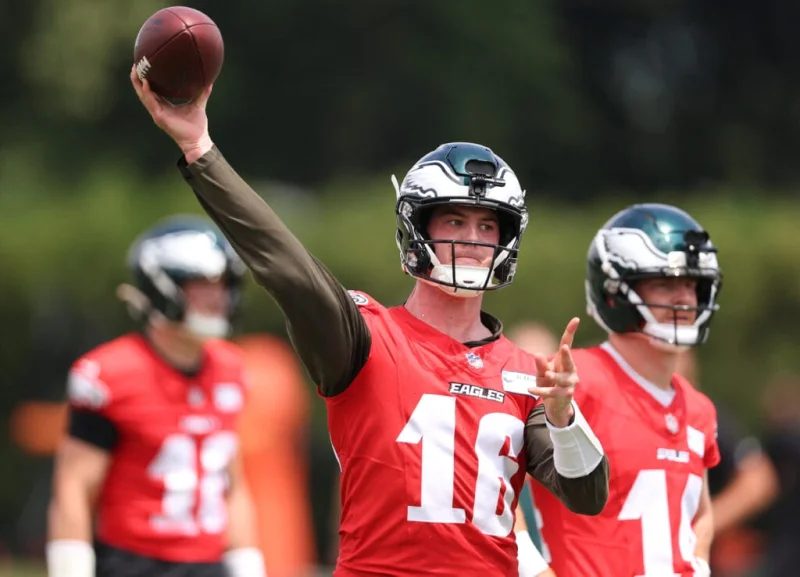 Hollywood Brown lands among Eagles’ five wide receivers on roster projection