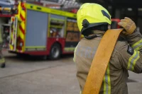 London Fire Brigade Tackles 90 Firefighter Hornchurch Blaze