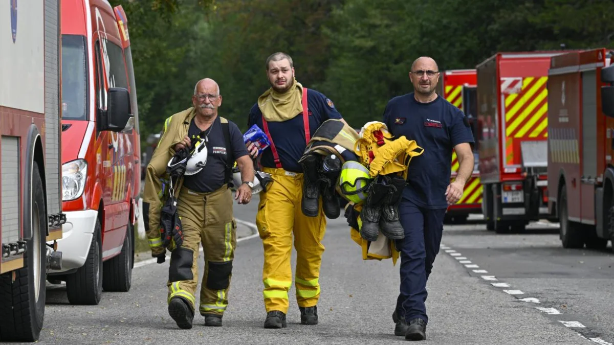 Philippe thanks rescuers as Wildfires burn more than 2,000 hectares