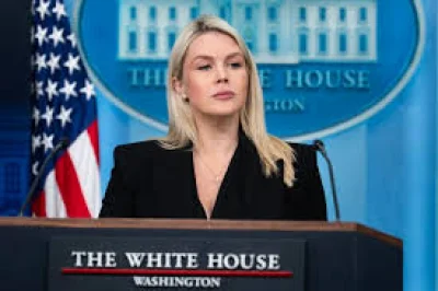 Karoline Leavitt ends White House role after briefing room changes