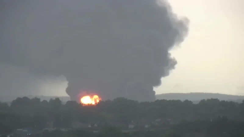Glenpool Fire Prompts Evacuations Near U.S. Highway 75