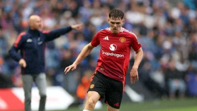 Ethan Ennis completes permanent move to Stockport County