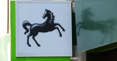 Lloyds Bank Down hits 70% app reports as users face login issues