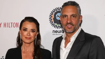 Kyle Richards Says Mauricio Umansky Texted on 30th Anniversary