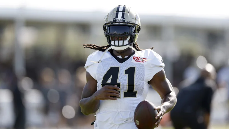 Alvin Kamara knee injury avoided major damage after joint practice