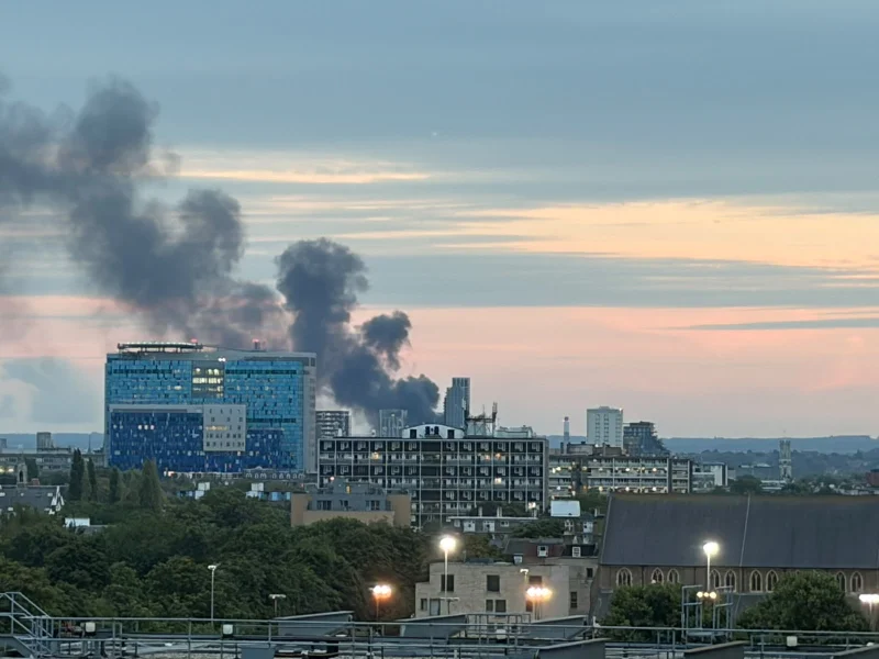 London Fire Brigade Faces Bermondsey Fire Reports Near Surrey Quays