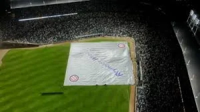 Cubs Delay in bottom of eighth after rain interruption at Wrigley Field