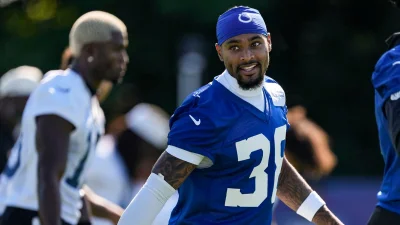 Jonathan Owens eyed for Colts’ special teams personal protector role