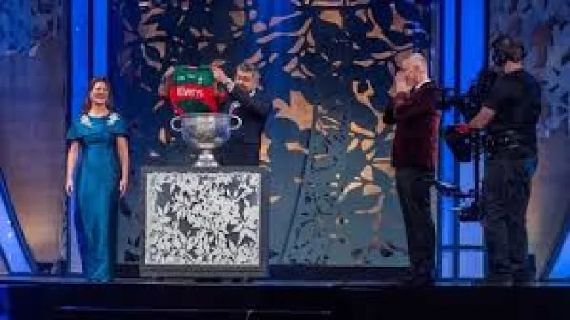 Caoilfhinn Ní Choiligh wins 2026 Rose of Tralee, Westmeath Rose Of Tralee title
