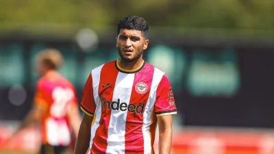 Yunus Konak signs new Brentford contract before Lincoln City loan move