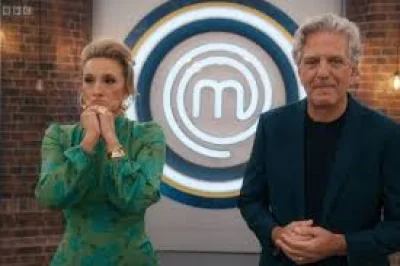 Joe Pasquale cuts hand in Celebrity MasterChef first heat