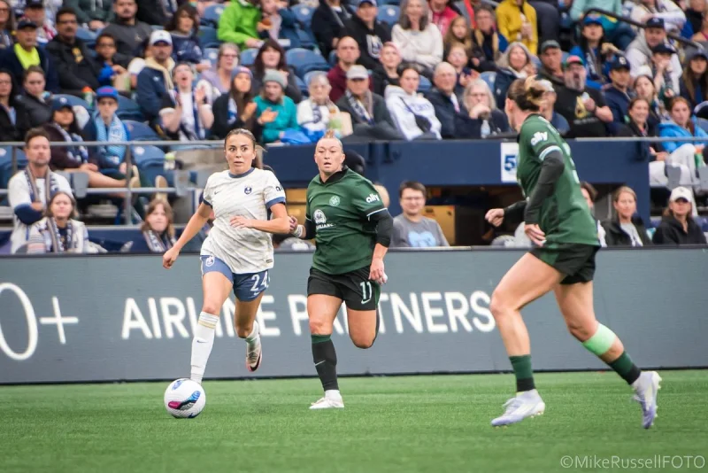 Seattle Reign's four-match unbeaten streak meets Louisville's three straight wins — Seattle Reign Fc Vs Racing Louisville Fc