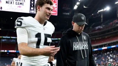 Klint Kubiak says the Raiders have 'another week' before naming a starter — Raiders Vs Broncos