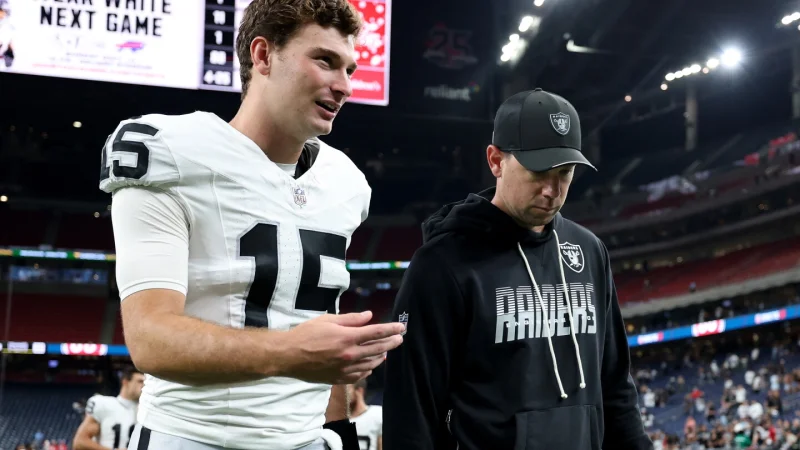Klint Kubiak says the Raiders have 'another week' before naming a starter — Raiders Vs Broncos