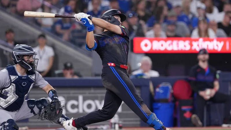 Brett Bateman exits 7–6 loss with right hamstring tightness