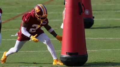 Amik Robertson calls Jayden Daniels a “headache” after seeing him in the 2024 divisional-round playoffs