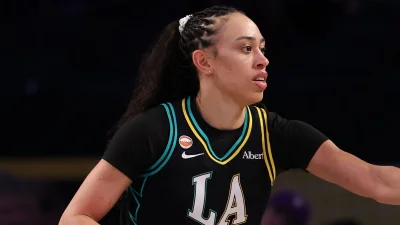 De'erica Hamby ejected in fourth quarter as flagrant 2 review ends Sparks-Sun sequence