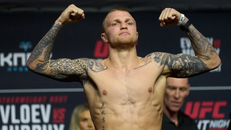 Mason Jones is a strong -275 favorite as UFC betting market points to another long night