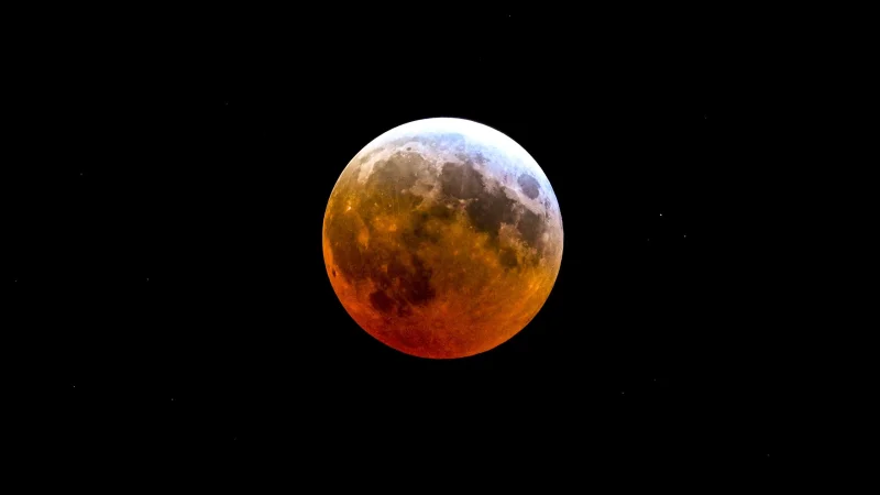 Euronews flags 28 August Partial Lunar Eclipse over Spain