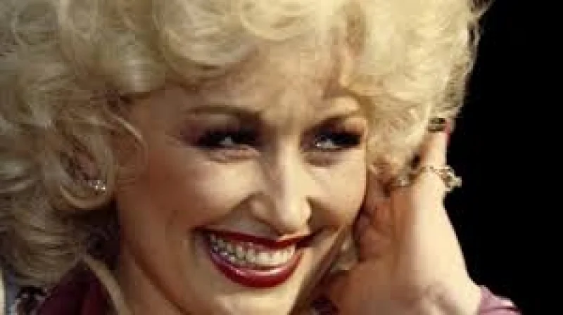 Dolly Parton says she is still healing in Dolly Parton Health Update