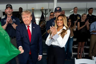 Donald Trump waves green flag at Freedom 250 Grand Prix — Trump Waving A Green Flag