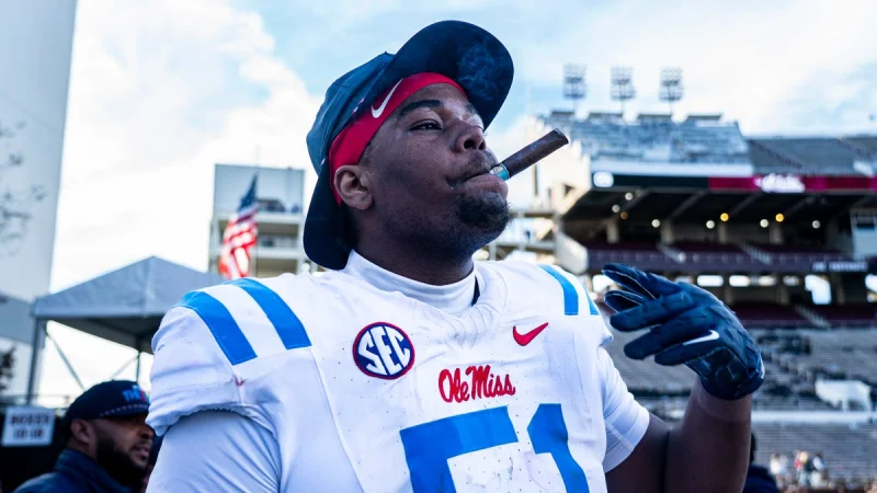 Zxavian Harris transfers to LSU after NFL stint, adding another twist to Lane Kiffin's Ole Miss-to-Baton Rouge pipeline
