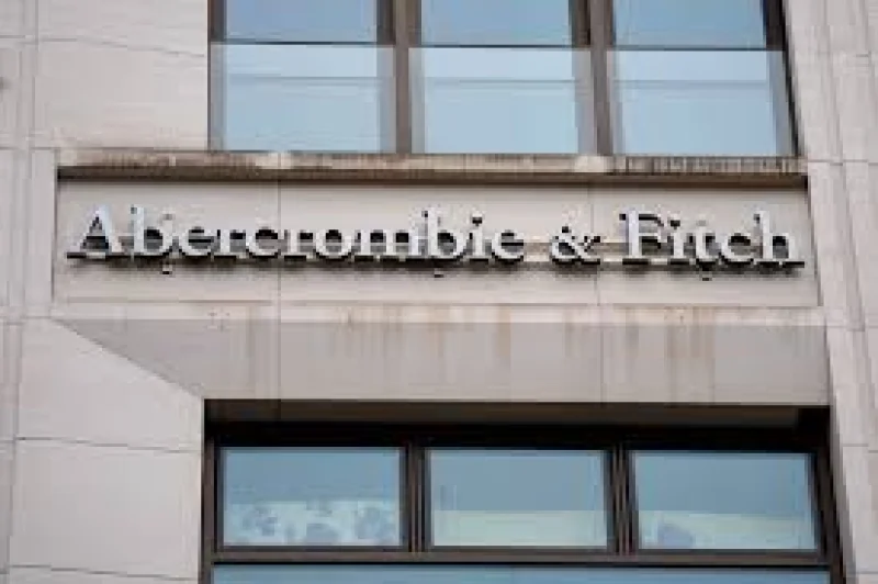 Abercrombie & Fitch Beats $2.42 EPS, Anf Stock Still Trails