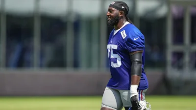 Joshua Ezeudu traded for a 2028 seventh-round pick as Giants end his run in New York