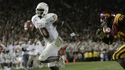 Jeff Fisher appears in Vince Young Netflix documentary